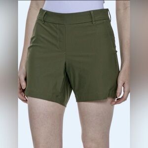 🆕 SPANX Sunshine Short 6” XS Olive Green Women's Shorts